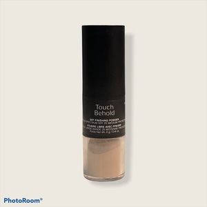 Younique Touch Behold spf 25 Finishing Powder
